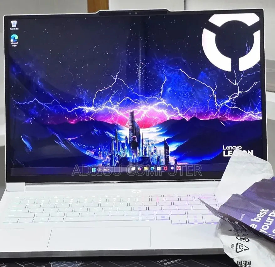 New Laptop Lenovo Legion 7 32GB Intel Core Ultra 7 SSD 1T