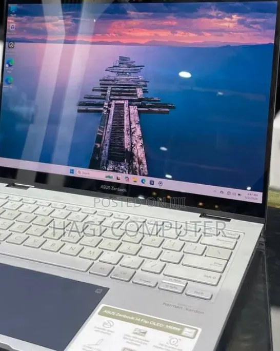 New Laptop Asus Zenbook 14 OLED 16GB Intel Core i7 SSD 512GB