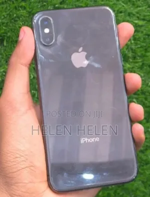 New Apple iPhone XS 256 GB Black