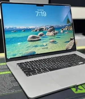 New Laptop Apple MacBook Air 2025 M4 24GB Apple M4 SSD 512GB