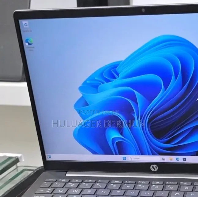 New Laptop HP 550 16GB Intel Core i7 SSD 512GB