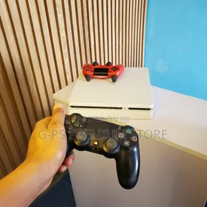 PlayStation 4 Slim Updated አሁኑኑ ይግዙ