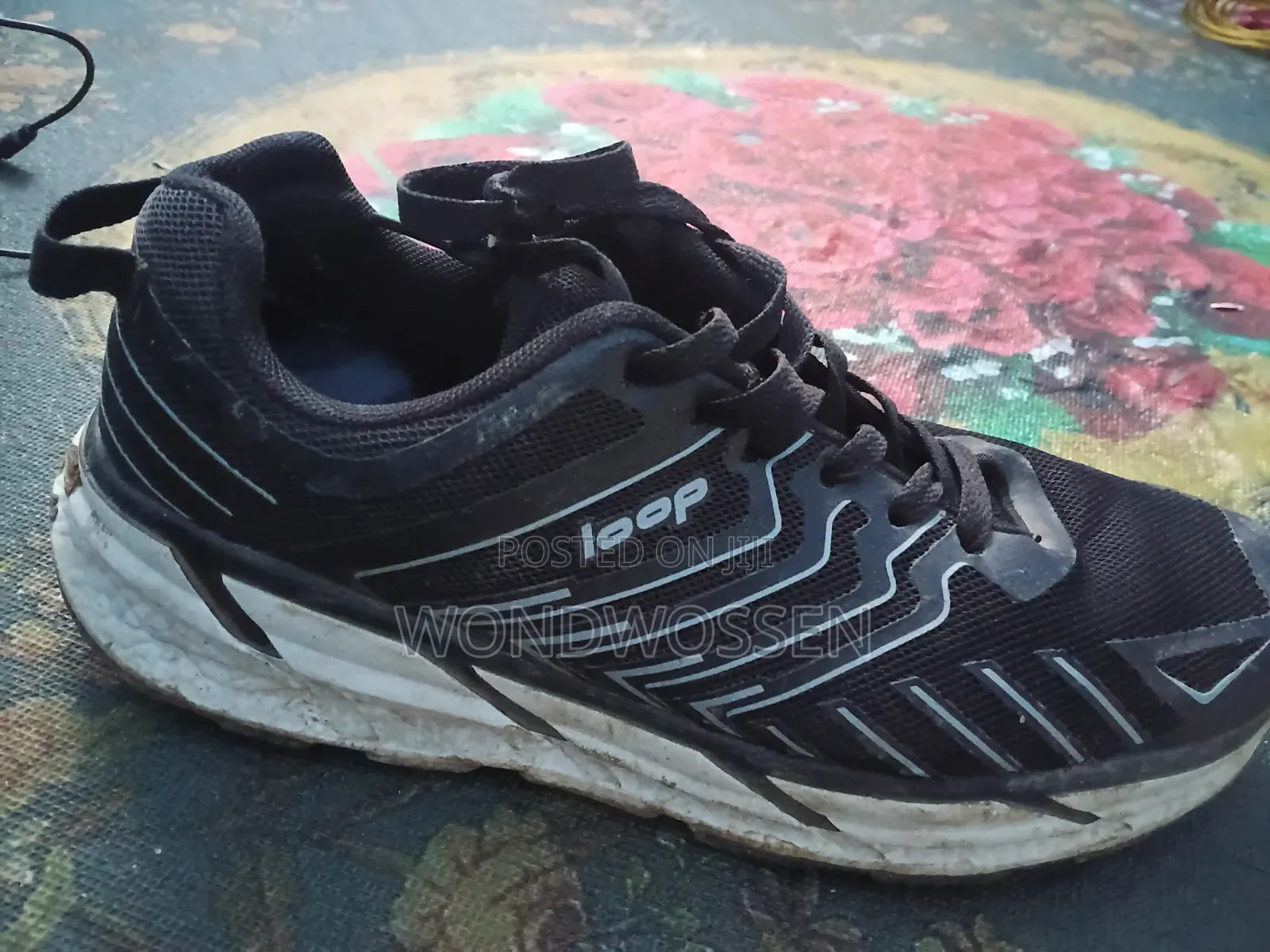 Running Shoes