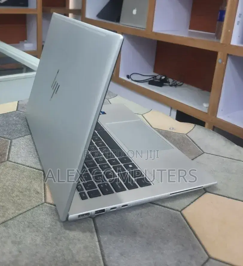 New Laptop HP EliteBook 840 16GB Intel Core i5 SSD 512GB