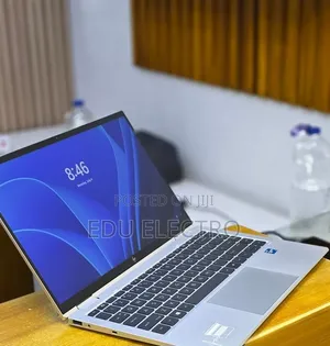 New Laptop HP EliteBook 1040 G8 16GB Intel Core i7 SSD 512GB