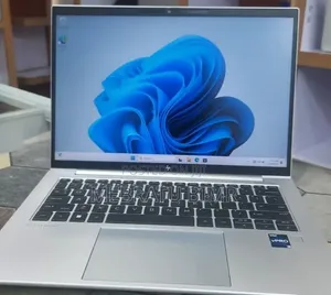 New Laptop HP EliteBook 840 G10 16GB Intel Core i5 SSD 512GB