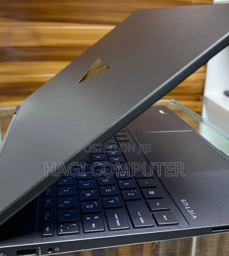 New Laptop HP Victus 15 16GB Intel Core i5 SSD 512GB