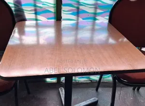 Dining Tables for Home, Cafè and Restaurants
