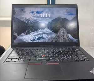 New Laptop Lenovo 8GB AMD Ryzen 5 SSD 256GB