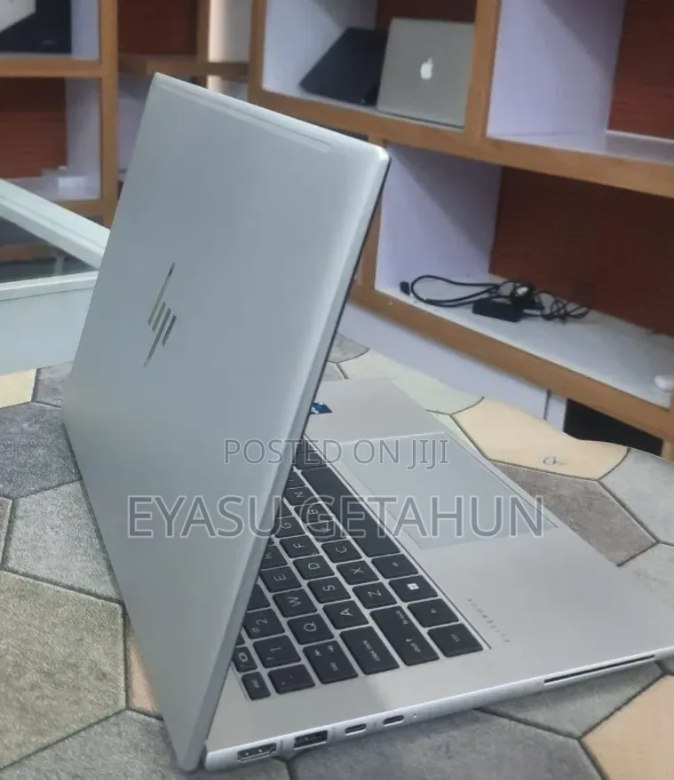 New Laptop HP EliteBook 840 G10 16GB Intel Core i5 SSD 512GB