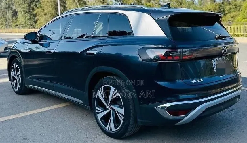 Volkswagen ID.6 2022 Black