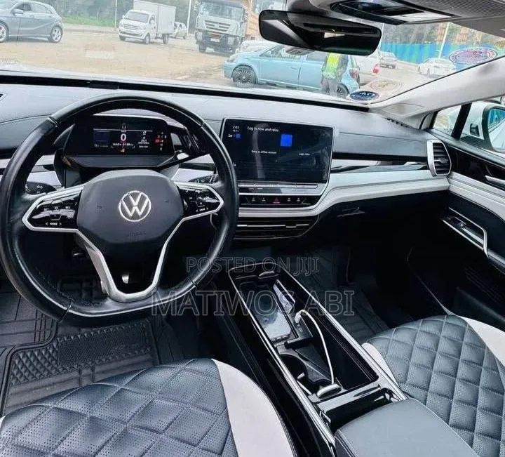 Volkswagen ID.6 2022 Black