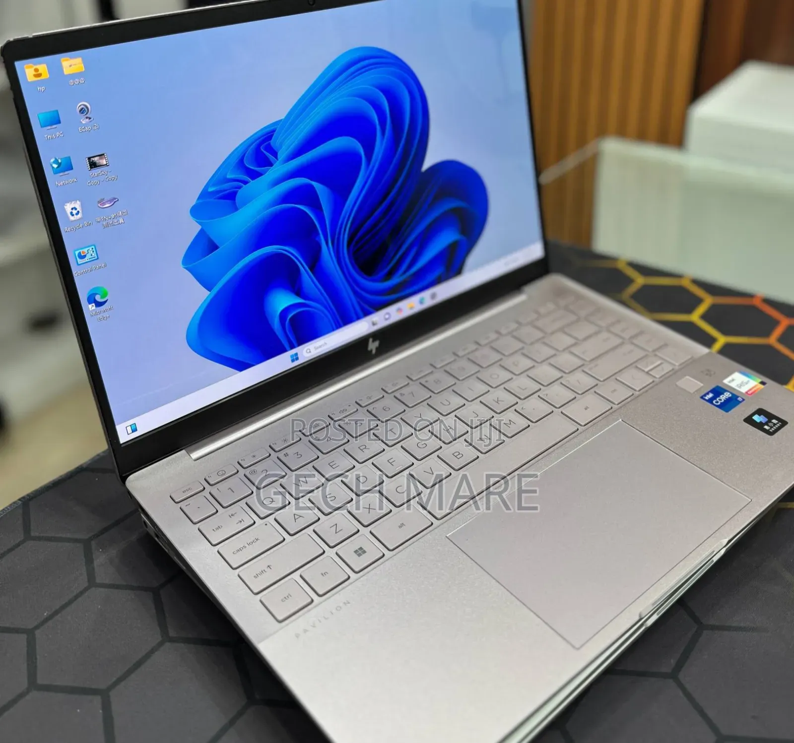 New Laptop HP Pavilion 15 16GB Intel Core i7 SSD 1T