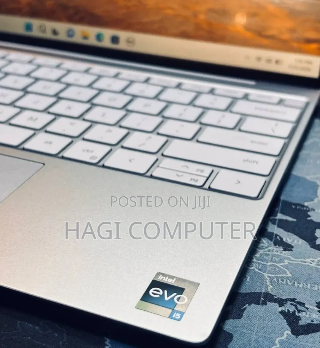 New Laptop Dell XPS 13 9315 16GB Intel Core i5 SSD 512GB