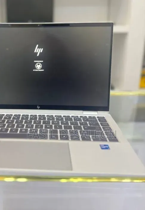 New Laptop HP EliteBook 1040 G8 32GB Intel Core i7 SSD 512GB