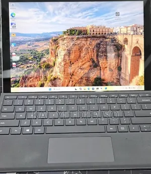 New Laptop Microsoft Surface Pro 7 16GB Intel Core i7 SSD 512GB