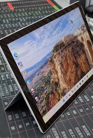 New Laptop Microsoft Surface Pro 7 16GB Intel Core i7 SSD 512GB