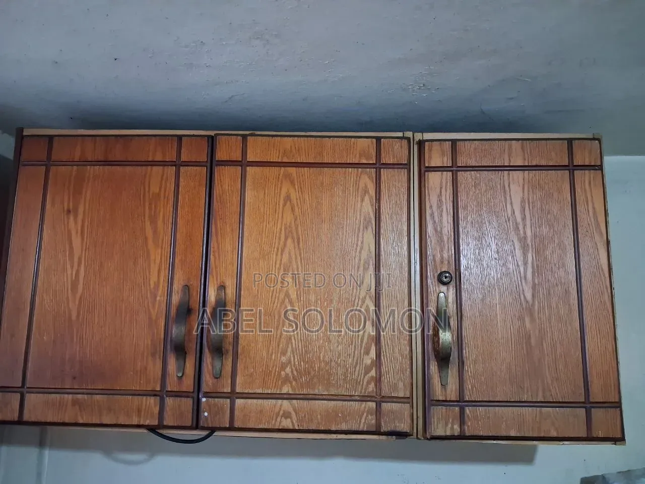 Kitchen Cabinet