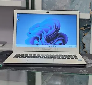 New Laptop Lenovo Ideapad 3 4GB Intel SSD 128GB