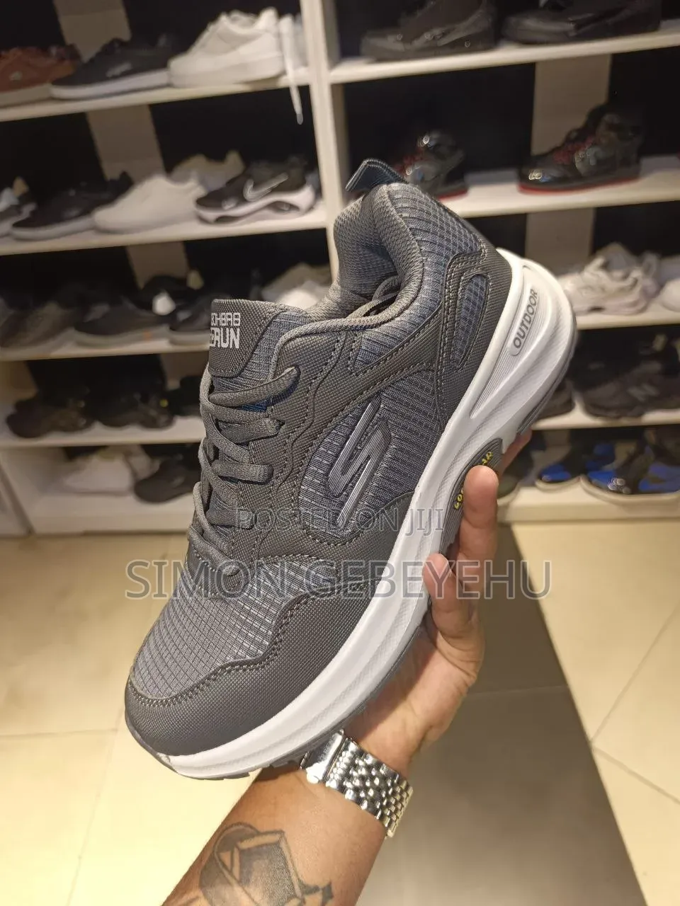 Sketchers Outdoor