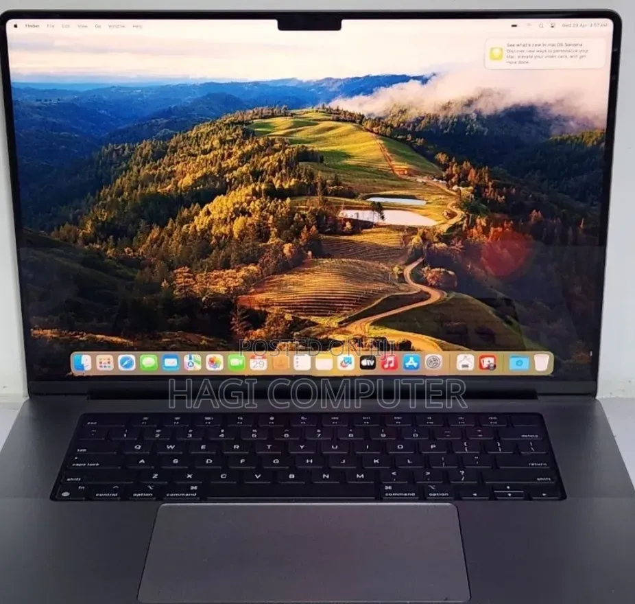 New Laptop Apple MacBook Pro 2021 M1 32GB Apple M1 Pro SSD 512GB