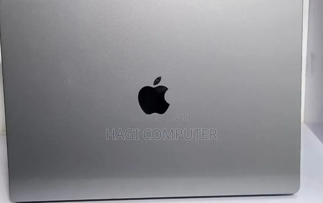 New Laptop Apple MacBook Pro 2021 M1 32GB Apple M1 Pro SSD 512GB