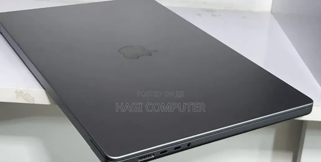 New Laptop Apple MacBook Pro 2021 M1 32GB Apple M1 Pro SSD 512GB