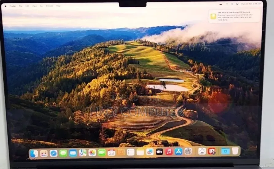 New Laptop Apple MacBook Pro 2021 M1 32GB Apple M1 Pro SSD 512GB