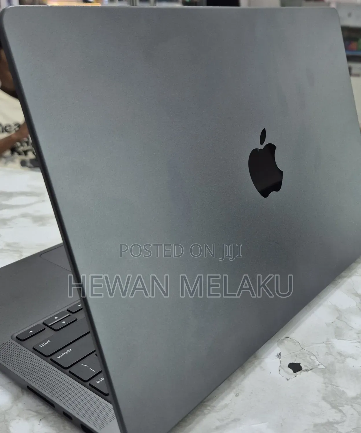 New Laptop Apple MacBook Pro 2026 M5 Pro 16GB Apple M5 Pro SSD 1T