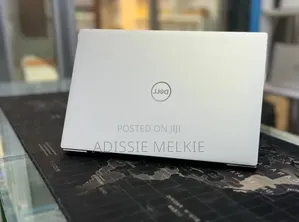 New Laptop Dell XPS 13 8GB Intel Core i5 SSD 512GB