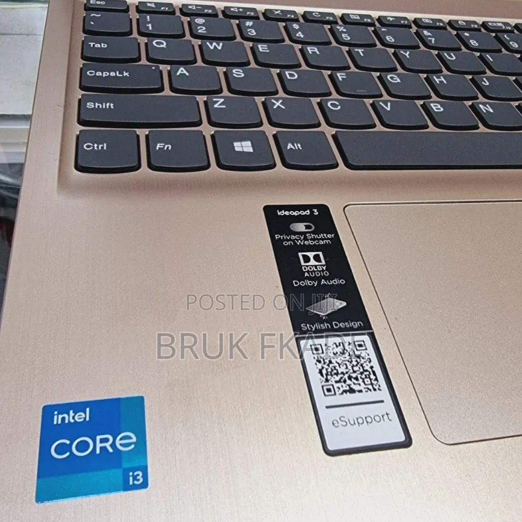 New Laptop Lenovo Ideapad 3 8GB Intel Core i3 SSD 256GB