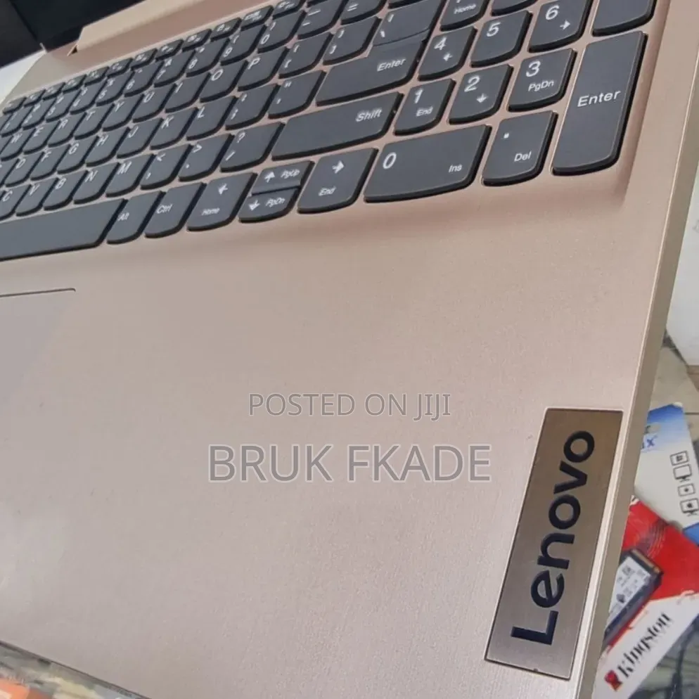 New Laptop Lenovo Ideapad 3 8GB Intel Core i3 SSD 256GB