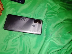 Tecno Spark 7 64 GB Black