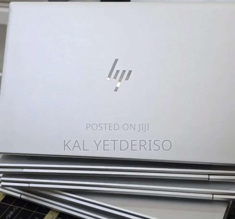 New Laptop HP EliteBook 840 G8 16GB Intel Core i5 SSD 512GB