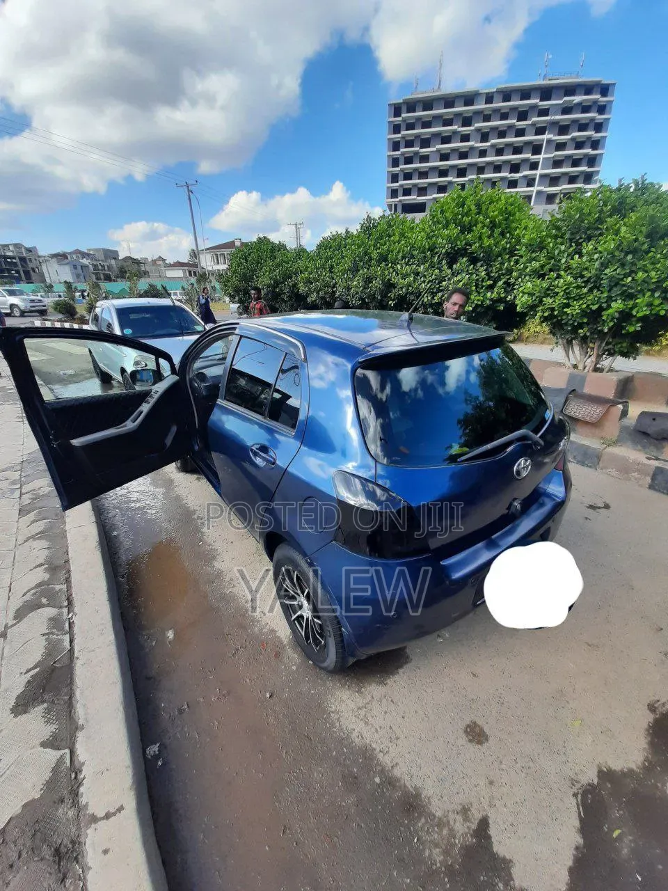 Toyota Yaris 2010 Blue