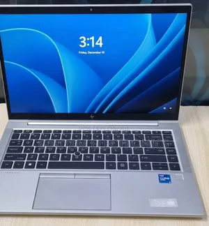 New Laptop HP EliteBook 830 G8 16GB Intel Core i5 SSD 512GB
