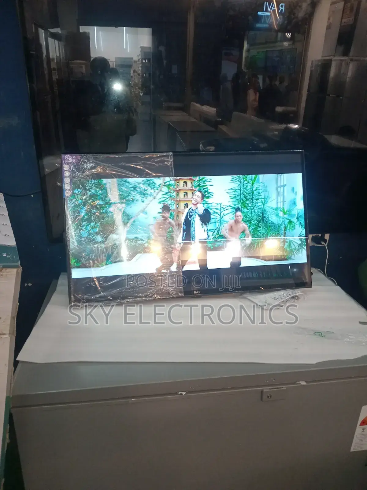 SMART 32 Inch TV Smart Android TV