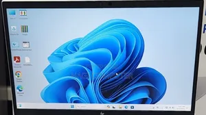 New Laptop HP EliteBook 840 G8 16GB Intel Core i7 SSD 512GB