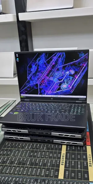 New Laptop Acer Predator Helios Neo 16 16GB Intel Core i9 SSD 1T