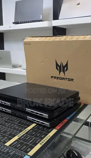 New Laptop Acer Predator Helios Neo 16 16GB Intel Core i9 SSD 1T