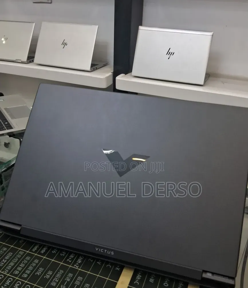 New Laptop HP Victus 16 16GB Intel Core i7 SSD 1T