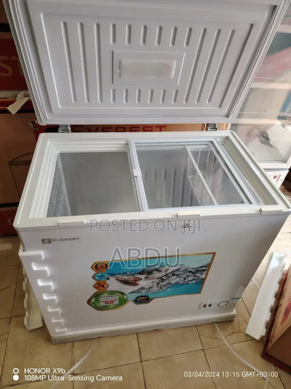 EVEREST ECR26 Chest Freezer አግዳሚ(ዲፕ ፍርጅ