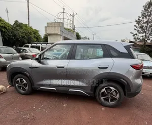 BYD Yuan Up 2025 Gray