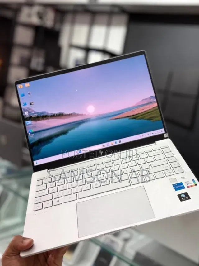 New Laptop HP Pavilion 14 16GB Intel Core i5 SSD 1T