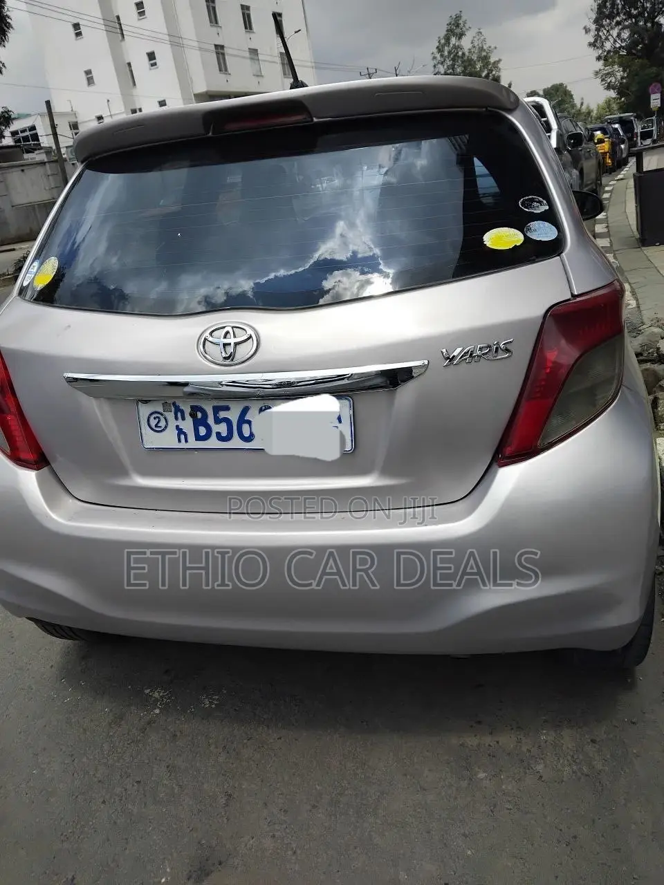 Toyota Yaris 2011 Silver