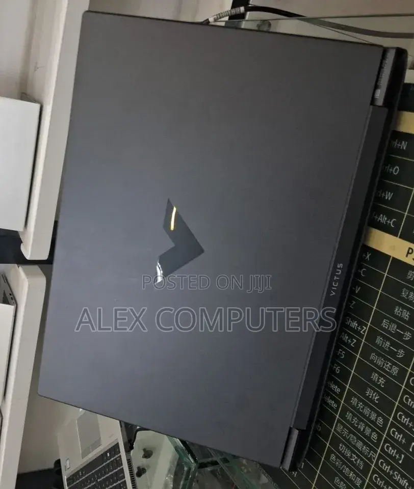 New Laptop HP Victus 16 16GB Intel Core i7 SSD 1T