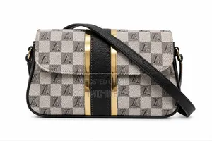 Monogram Handy Bag