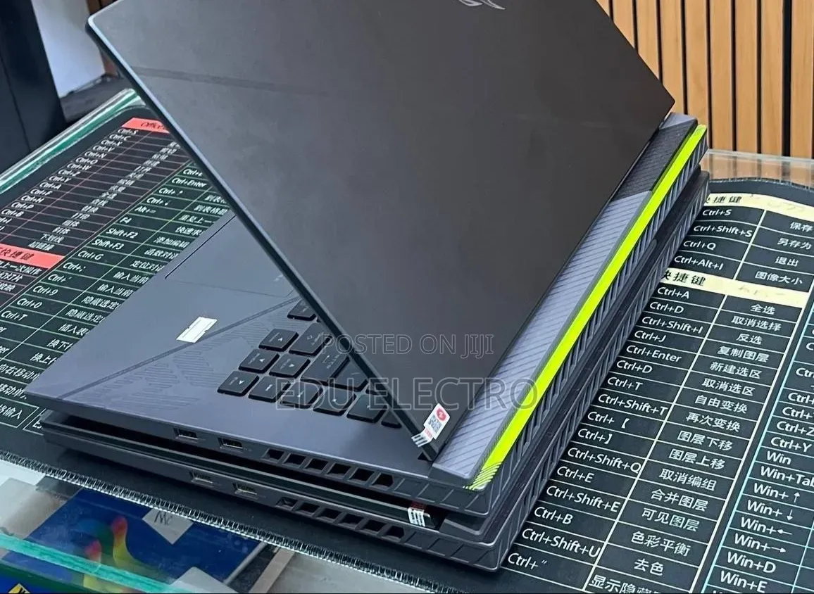 New Laptop Asus ROG Strix G15 16GB Intel Core i9 SSD 1T