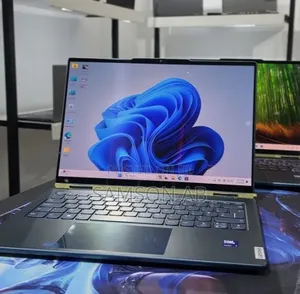 New Laptop Lenovo 16GB Intel Core Ultra 7 SSD 512GB