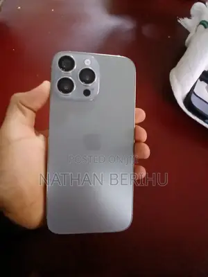 Apple iPhone 16 Pro Max 1 TB Silver